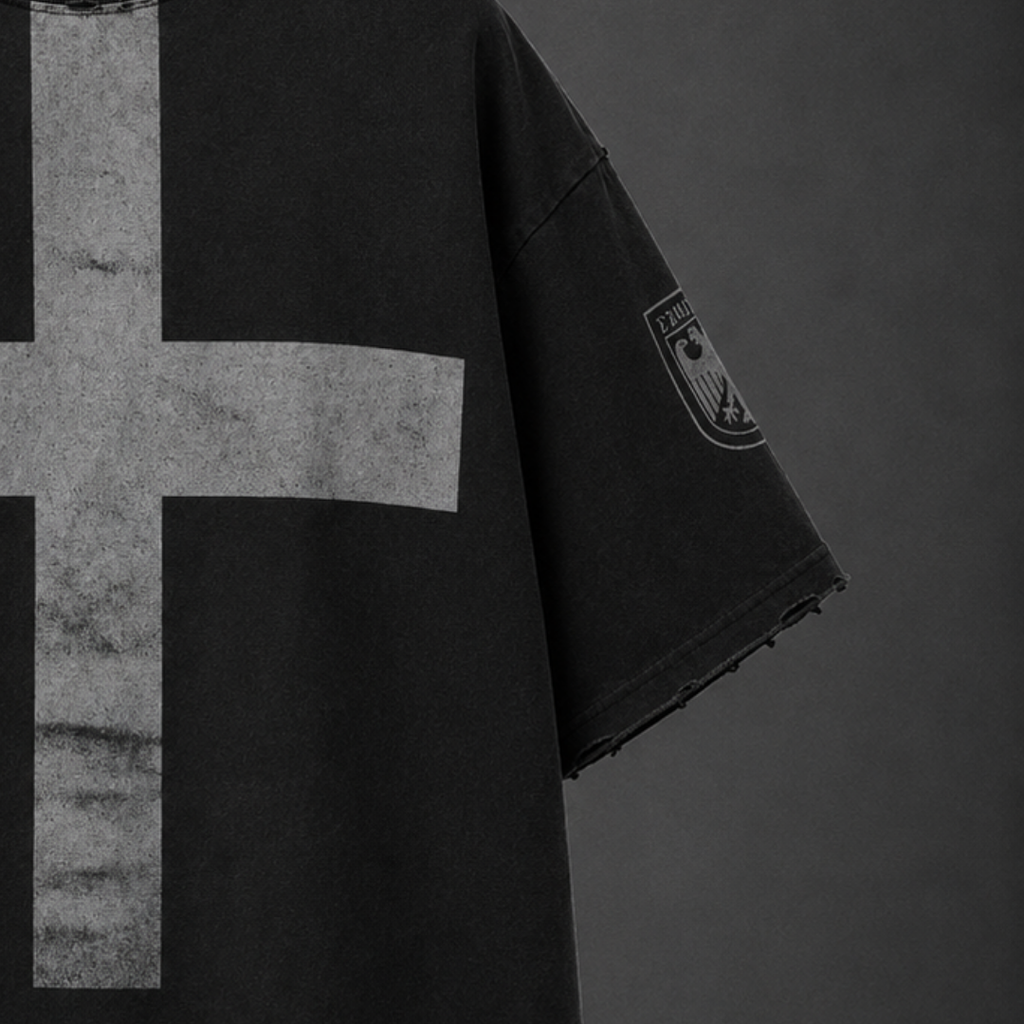VULTURES TEE