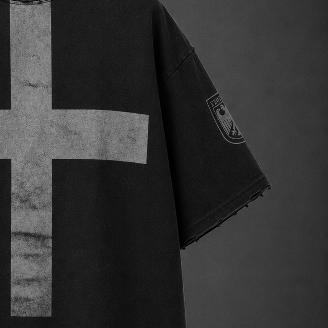 VULTURES TEE