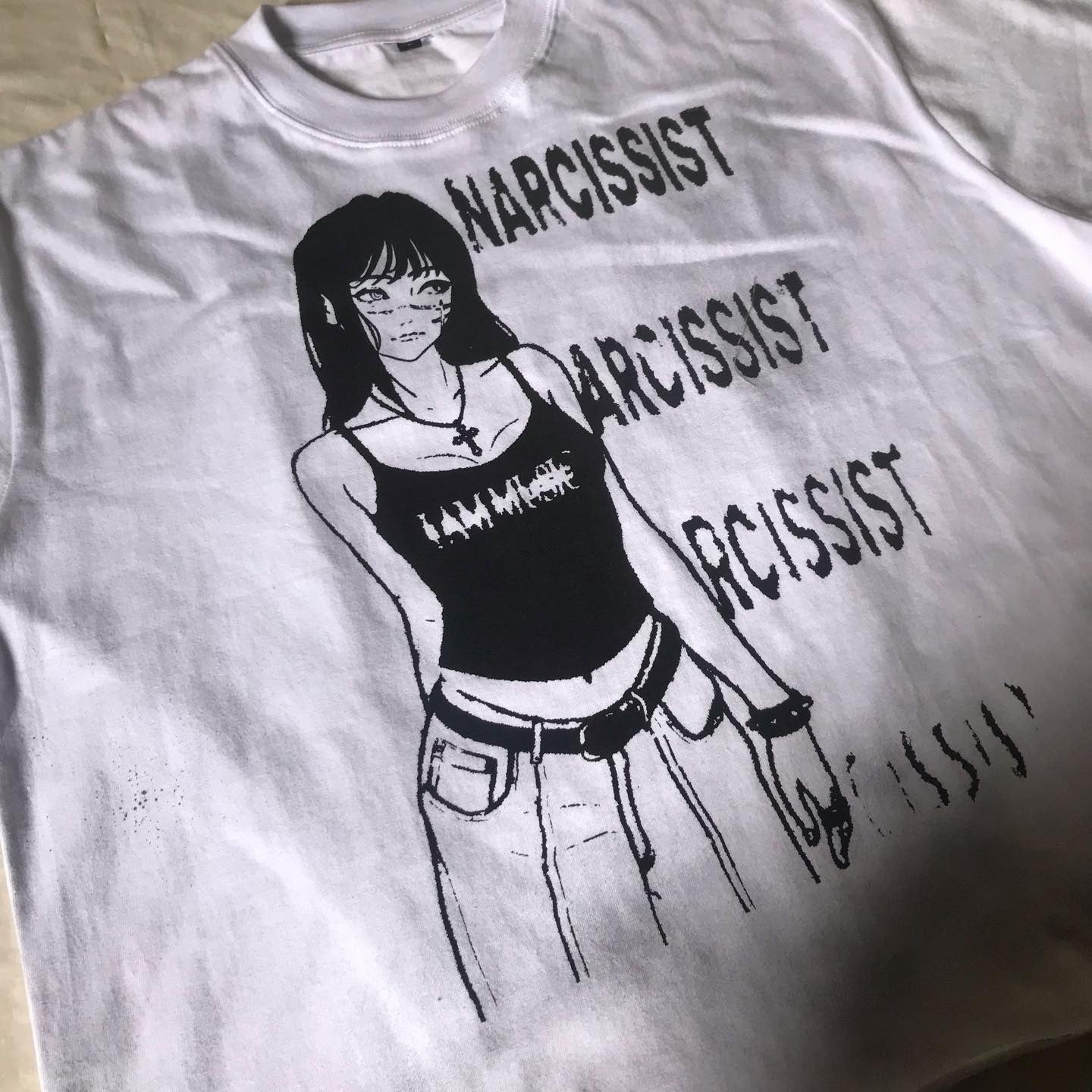 NARCISSIST TEE